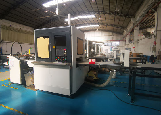 آلة صنع علب الأحذية الفاخرة L5981XW3182XH2103mm مع وضع الإلتصاق