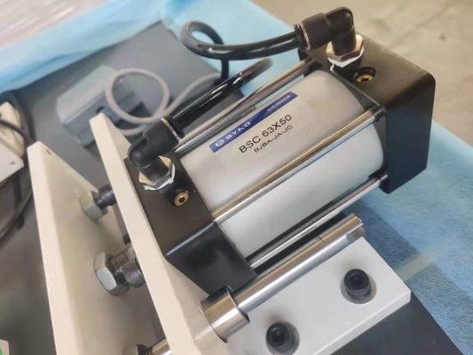 0.5kw / 220 فولت التلقائي صندوق الضغط آلة مجوهرات جامدة الهاتف الذكي