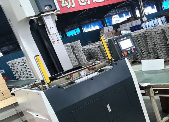ISO9001 آلة الربط شبه الأوتوماتيكية للصندوق 15 قطعة / دقيقة
